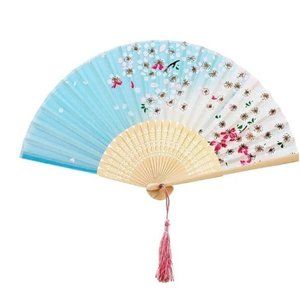 Foldable Blue Floral Fan